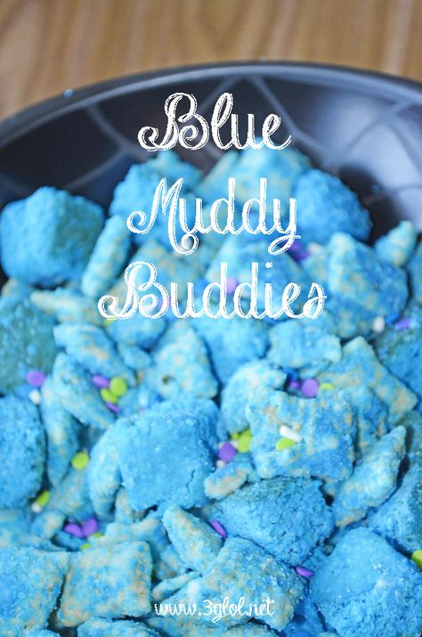 Blue Muddy Buddies | Through the Cooking Glass Ideas For Color Party, Blue Muddy Buddies, Blue Appetizers, Blue Party Food, Blue Food Ideas, Blue Party Foods, Chex Mix Muddy Buddies, Blue Foods, Blue Snacks