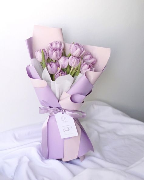 Lavender Tulips, Lilac Tulips, Lavender Tulip Bouquet, Graduation Bouquet Tulips, Lilac Tulips Bouquet, Purple Tulips Bouquet, Tulip Bouquet Purple, Paper Flower Bouquet Diy, Purple Hyacinth Flower Bouquet