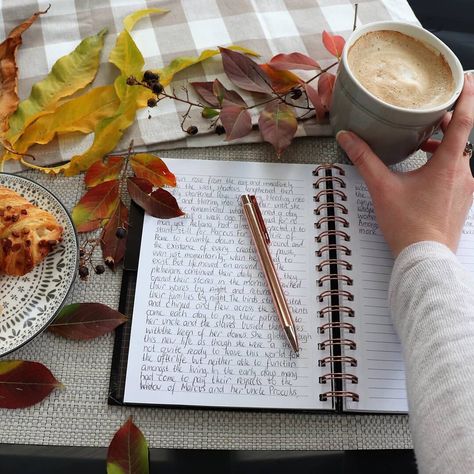 “Outlining, researching, talking to people about what you’re doing, none of that is writing. Writing is writing.” —E.L. Doctorow #quote #writing #writerslife #amwriting #writer #writingcommunity #write #creativewriting #writingprompts #writinglife #writingtips Writing Images Pictures, Writer Photoshoot Ideas, Writing Inspiration Images, Photo Essay Examples, Academic Growth, Quote Writing, 2023 Board, Benefits Of Journaling, Writing Photography