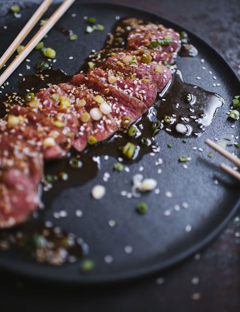 Beef Tataki, Orange Sauce, Fine Dining Recipes, Exotic Food, Lunch Menu, Gazpacho, Whole Foods, Cooking Kitchen, Interesting Food Recipes