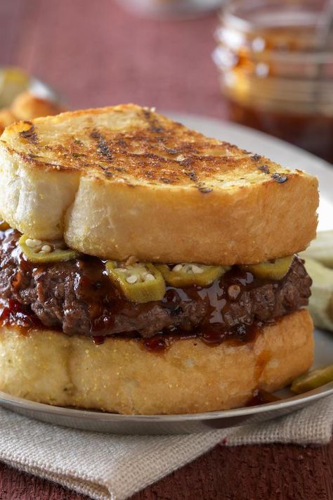 Chipotle Burger Recipe, How To Make Barbecue, Pickled Jalapeno Peppers, Dill Pickle Chips, Burger Patty, Pickled Okra, Texas Toast, The Bun, Grilled Burgers