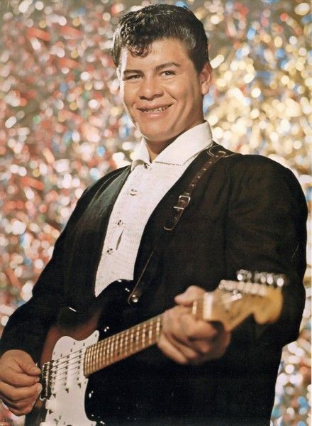 Quiz: Remember These 50s Music Legends? Test Your Skills! - Trivia Boss Ritchie Valens La Bamba, 50s Music, Ritchie Valens, Female Poets, Latin Artists, Classic Rock And Roll, Buddy Holly, Latin Music, Folk Music