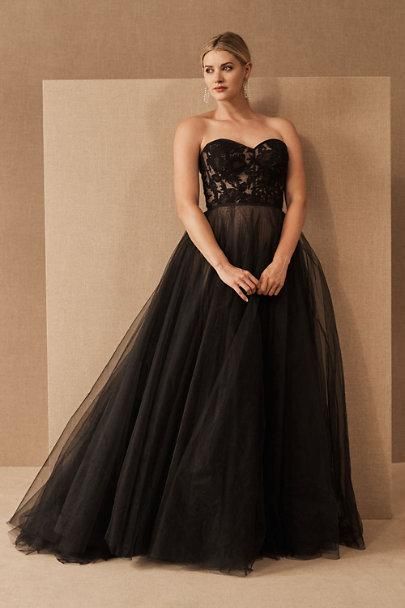 Dressy Casual Wedding, Spooky Wedding, Wtoo By Watters, By Watters, Full Tulle Skirt, Cheap Wedding Dresses Online, Anthropologie Wedding, Dress Bride, Wedding Dresses Corset