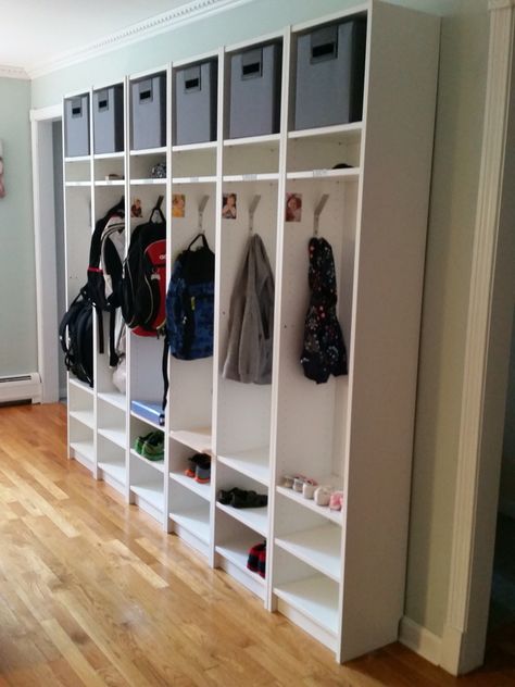 IKEA hack! Billy bookcases turned cubbies! Entryway Cubbies, Dapur Ikea, Bookcases Ideas, Ikea Organisation, Mudroom Cubbies, Ikea Vanity, Billy Ikea, Ikea Organization Hacks, Billy Bookcases