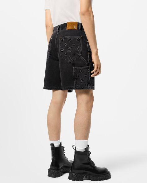 These denim shorts in black washed tones are a summer wardrobe essential. Their carpenter details, which include chaps and ogive pockets, are embellished with an embossed allover Monogram. This versatile casual piece has a matching workwear jacket for an effortless and trendy look. #leaguefits #louisvuitton #louisvuittonbags #louisvuittonbag #louisvuittonaddict #louisvuittonlover #lvcommunity #lvworld #leaguefits #hypebeast #saks #fashionblogger #lvmonogram #lvmens #travel #luxurylifestyle ... Summer Wardrobe Essentials, Workwear Jacket, Lv Monogram, Painting Services, Summer Wardrobe, Luxury Lifestyle, Wardrobe Essentials, Louis Vuitton Bag, Work Wear