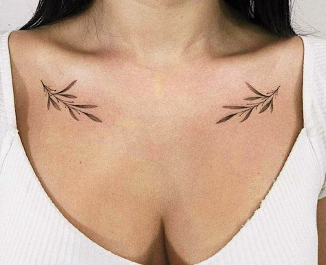 Leaf Collar Bone Tattoo, Laurel Tattoo, Trend Hairstyles, Clavicle Tattoo, Dna Tattoo, Simple Tattoos For Women, Small Chest Tattoos, Mommy Tattoos, Vine Tattoos