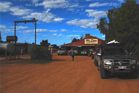 Simpson Desert, Car In Desert, Road In Desert, Simpson Desert Australia, Caravan Australia Road Trips, On A Dark Desert Highway, Small Led Lights, Desert Travel, The Simpson