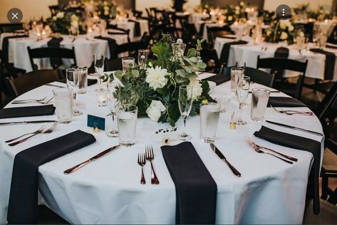 Reception Table Linens, White Wedding Table Setting, Napkins Wedding Table, Black And White Tablecloth, Bridal Shower Games Prizes, White Green Flowers, Reception Table Settings, Elegant Wedding Themes, Black And White Wedding Theme