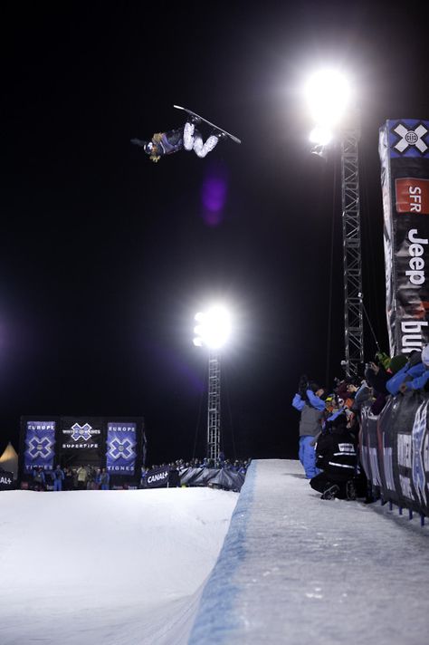 Shaun White adding to his gold medal collection in SuperPipe AND Slopestyle at Winter X Games Tignes 2012! Ginger Jokes, Medal Collection, Shaun White, Red Hair Don't Care, Adrenaline Rush, Sweet Pic, X Games, Red Head, List Ideas