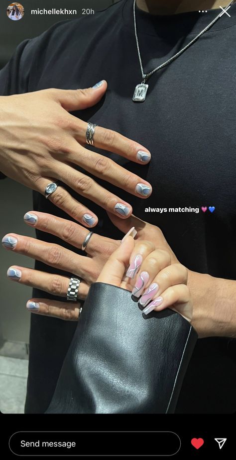 Nails For My Girlfriend, Nail Date With Boyfriend, Wlw Nails Short And Long, Couple Nail Art Designs, Nails For Guys Simple, Matching Couple Nails Valentines, Matching Couple Nail Designs, Cute Couple Nails, Matching Nail Designs For Couples