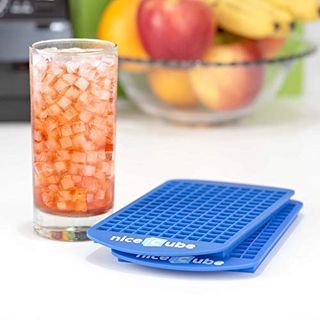 Mini Ice Cube Tray, Blended Cocktail, Coffee Ice Cubes, Silicone Ice Trays, Nugget Ice Maker, Whiskey Cocktail, Coffee Hacks, Blended Drinks, Silicone Ice Cube Tray