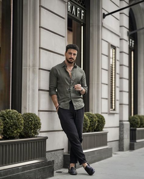 Rowan Row Rowan Row Style, Rowan Row Outfits, Men's Italian Fashion, Earth Tone Outfits Men Casual, Earth Tone Outfits Men, Mens Italian Fashion, Rowan Row, Daily Fashion Outfits, Poses Men