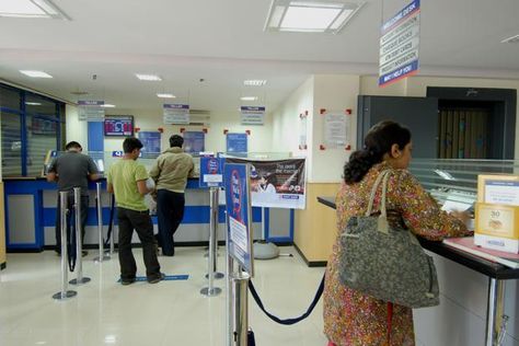 Closing a bank account attracts charges - Livemint Id Card Photo Makeup, Bank Employee, Saving Bank Account, Itunes Card, Bra Image, Airport Photos, Indian Dresses Traditional, Photo To Cartoon, Banking Services