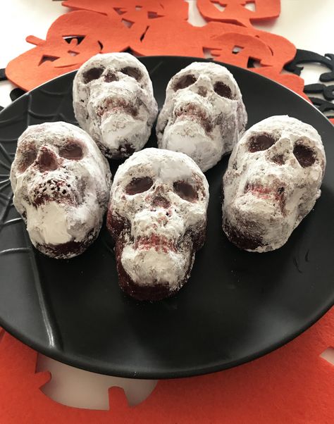 Red Velvet Skull Cakelets Skull Baked Goods, Nordicware Skull Pan Recipes, Silicone Skull Mold Recipes, Nordic Ware Skull Pan Recipes, Skull Mold Food Ideas, Skull Silicone Mold Recipes, Stuffed Skull Recipes, Cornbread Skulls, Skull Mold Recipes