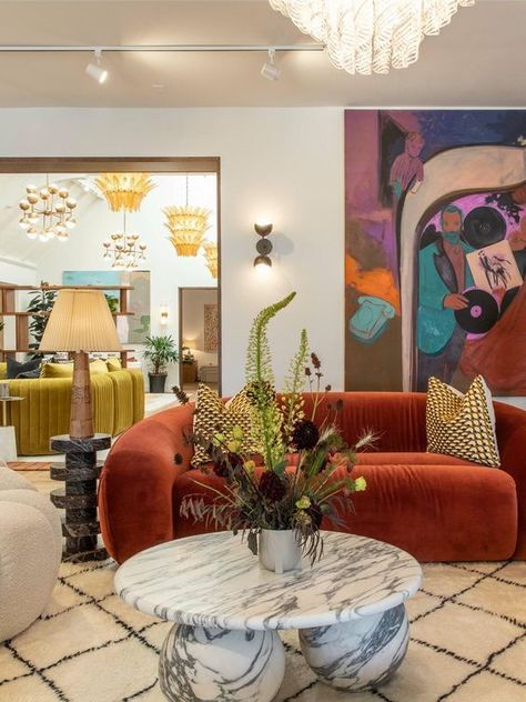 Bold ideas to include in your maximalist interior design project. Maximalist Interior, Elegant Living Room Decor, Sofa Velvet, Soho Home, Décor Boho, Soho House, Elegant Living Room, Three Seater Sofa, Interior Deco