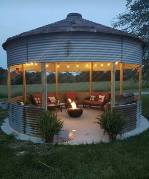 Grain Bin Gazebo, Bin Gazebo, Grain Bin House, Silo House, Backyard Gazebo, Backyard Pavilion, Backyard Diy Projects, Barn Style House, Backyard Fire