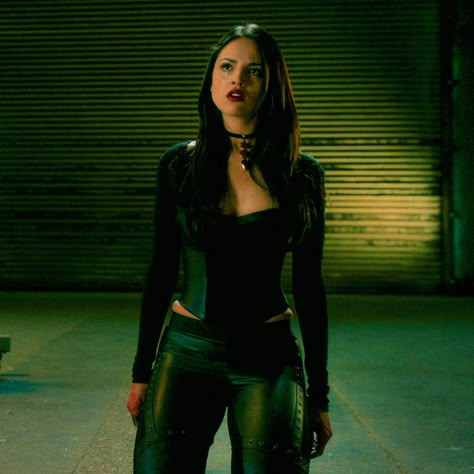 Santanico Pandemonium, From Dusk Till Dawn, Eiza Gonzalez, Badass Aesthetic, Dusk Till Dawn, Dark Outfits, Edgy Outfits, Shadowhunters, Character Outfits