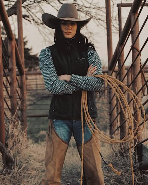 Cowgirl Photography, Cowgirl Photoshoot, Cowboy Photography, Cowgirl Photo, Western Photoshoot, Cowgirl Pictures, Western Photo, Western Photography, Cowgirl Look