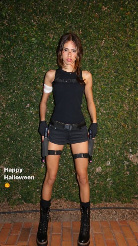 Lara Croft outfit 
Lara Croft Halloween costume 
nottrebeca_ 
nottrebeca Indiana Jones Makeup, Explorer Costume Woman, Lara Croft Indiana Jones Costume, Lara Croft Video Game, Lara Croft Outfit Inspired, Lana Croft Costume, Disfraz Lara Croft, Female Film Characters, Call Of Duty Costume