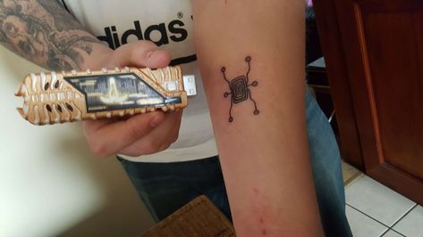 Cool tattoo I found of the connector from Kamen Rider W Kamen Rider Tattoo, Kamen Rider W, Cool Tattoo, Kamen Rider, I Tattoo, Cool Tattoos, Tattoos