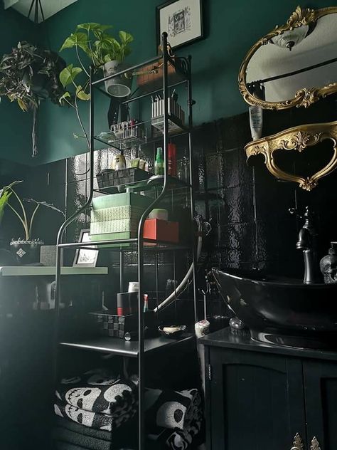 Vintage Goth Home Aesthetic, Dark Green Goth Bathroom, Gothic House Bathroom, Gothic Industrial Living Room, Gothic House Interior Bathroom, Gothic Green Bathroom, Victorian Gothic Decor Bathroom, Tropigoth Bathroom, Dark Bathroom Aesthetic Vintage