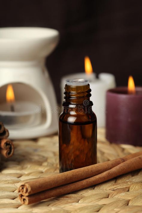 Aromatherapy Photography, Oil Photography, Candles Aromatherapy, Candles Photography, Beauty Products Photography, Aroma Oil, Close Up Photography, Aromatherapy Candles, Stock Photography Free