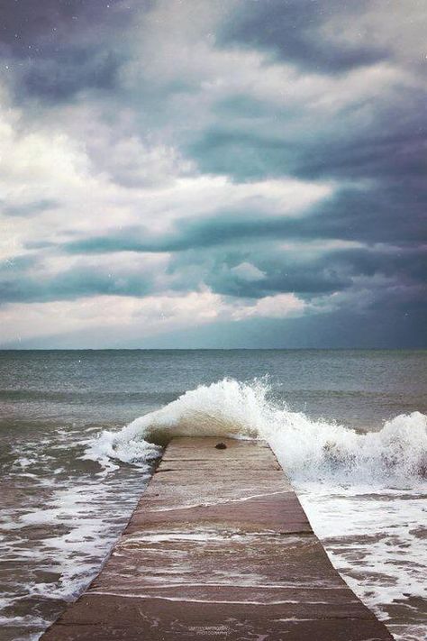 No Wave, Clouds In The Sky, Waves Crashing, Stormy Sea, Dark Clouds, Photography Summer, Pics Art, Professional Services, Macedonia