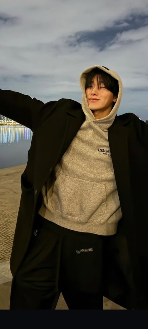 San Tank Top Ateez, Choi San Boyfriend Material Lockscreen, Ateez San Boyfriend Material Wallpaper, San Wallpaper Boyfriend, Choi San Suit, San Cute Ateez, Ateez Boyfriend Material Wallpaper, Choi San Lockscreen, I Love My Boyfriend Wallpaper