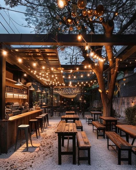 Backyard Restaurant, Backyard Cafe, Outdoor Restaurant Patio, Restaurant Exterior Design, Rustic Cafe, Restaurant Exterior, Outdoor Restaurant Design, Cafe Seating, Food Park