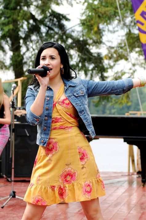 Demi Lovato Rewatches Camp Rock With Boyfriend Max Ehrich Demi Lovato Camp Rock Outfits, Camp Rock Mitchie Outfits, Camp Rock Demi Lovato, Camp Rock Outfits, Hsm Costumes, Disney Channel Outfits, Demi Lovato Camp Rock, Demi Lovato Nick Jonas, Shane Gray