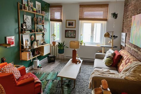 See a vintage decor seller’s apartment that has slowly evolved over time to be a home and No Kill Vintage’s headquarters. Montreal Interior Design, Apartment Windows, Apartment Carpet, Yellow Paint Colors, Vintage Apartment, Living Room Photos, Apartment Style, Bedroom Vintage, One Bedroom Apartment