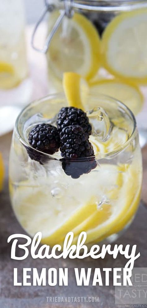 This is the perfect way to help you drink more water! This Blackberry Lemon Infused Water is more refreshing than I can begin to describe. Plus, it's super simple to put together - you've got to give it a try! Great for the hot summer months, but still delicious any other time of the year. Blackberry Water Infused, Blackberry Infused Water, Homemade Flavored Water, Water With Fruit In It, Blackberry Water, Detox Fruit Water, Water For Clear Skin, Sparkling Water Recipes, Fruit Water Recipes