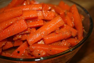 Carottes Glacées - Glazed Carrots - Strips of carrots slow boiled in beef stock with a little sugar and plenty of butter. Carrots Side Dish, Deep South Dish, Glazed Carrots, Beef Stock, French Cooking, Potluck Recipes, Southern Cooking, Julia Child, Vegetable Sides