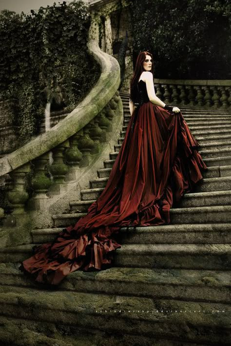 Elizabeth Bathory, Editing Work, Fantasy Photography, Pretty Princess, Gothic Beauty, Victorian Gothic, Dark Beauty, Gothic Art, Mode Inspiration