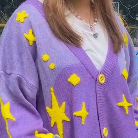 Yellow And Purple Outfit, Purple And Yellow Outfit, Purple Cardigan Outfits, Yellow Cardigan, Purple Cardigan, Purple Outfits, Yellow Outfit, Pretty Purple, Purple And Yellow