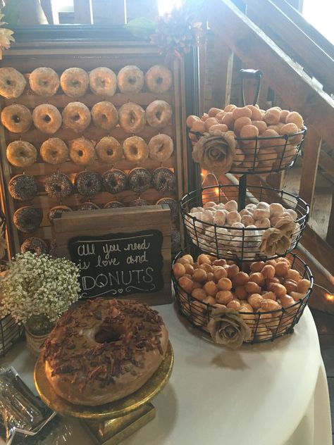 Wedding Doughnut Bar, Donut Reception Ideas, Donut Sweet Table Party Ideas, Donut Bar Bridal Shower Ideas, Donut Holder For Party, Donut Hanging Display, Donut Table Ideas, Donut Bar Party, Donut And Bagel Bar