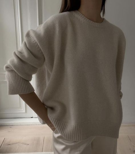 Cream Sweater Aesthetic, Cream Wool Sweater Outfit, White Silk Pants Outfit, Cream And White Aesthetic, Cream Knit Sweater Outfit, Cream Aesthetic Outfit, White Knit Sweater Outfit, Cream Sweater Outfits, Winter Wardrobe Capsule