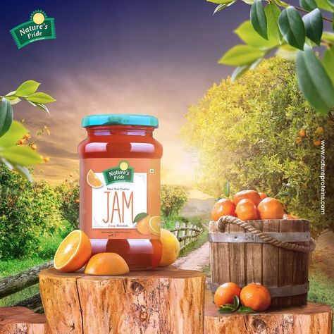 Healthy Tasty Food, Jam Strawberry, Orange Jam, Summer Orange, Social Media Advertising Design, Food Poster Design, Social Media Design Inspiration, Juice Bottles, Strawberry Jam