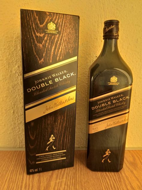 Johnnie Walker Double Black Label ,Blended Scotch Whisky (Empty Bottle) 750ml Johnnie Walker Double Black, Johnnie Walker Black, Walker Wallpaper, Blended Scotch Whisky, Double Black, Johnnie Walker, Empty Bottles, Scotch Whisky, Black Label