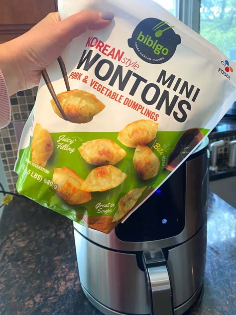 Air Fryer Frozen Mini Wontons – Melanie Cooks Wonton Appetizers, Air Fryer Recipes Snacks, Air Fryer Cooking Times, Wonton Recipes, Air Fry Recipes, Air Fried Chicken, Air Fryer Recipes Chicken, Air Fryer Dinner Recipes, Wontons