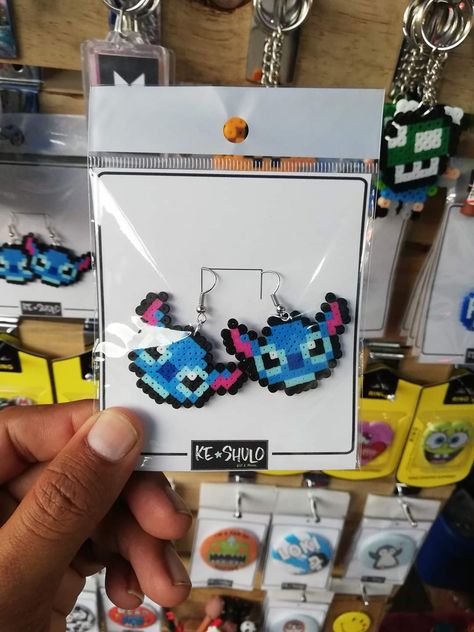 Mini Perler Bead Patterns, Hama Beads Jewelry, Perler Earrings, Hama Disney, Mini Hama Beads, Melt Beads Patterns, Hama Art, Hamma Beads Ideas, Easy Perler Bead Patterns