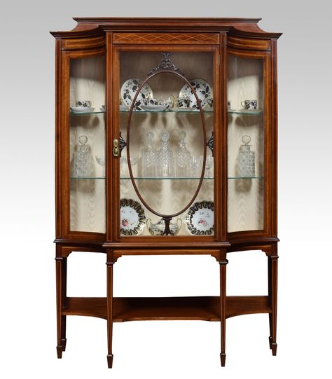 Edwardian inlaid mahogany display cabinet. C1910 Male Bedroom Decor For Men, Crockery Unit Design Dining Rooms, Edwardian Furniture, Antique Display Cabinet, Romantic Furniture, Bachelor Pad Decor, Bedroom Decor For Men, Antique Display Cabinets, Chippendale Furniture