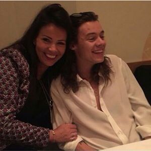 Harry and his mom! Harry Styles Family, Gemma Styles, Harry 1d, Haikou, Harry Styles Pictures, Harry Styles Photos, Don Juan, Mr Style, Treat People With Kindness