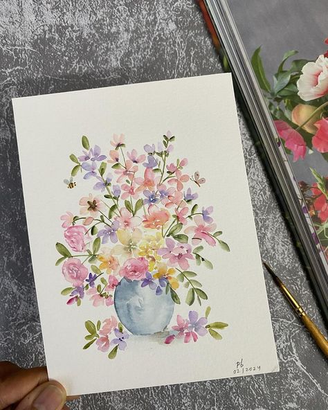 Happy Friday! Simple Flower arrangement bookmarks! 🌸🌱 Have a lovely day! 😊💕 Swipe left to see some more pattern. 1-5 Happy spring! Now… | Instagram Watercolor Guide, Easy To Paint, Watercolor Birthday Cards, Learn Watercolor, Watercolor Paintings For Beginners, Watercolor Bookmarks, Diy Watercolor Painting, Watercolor Flower Art, Flowers For You