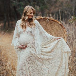 Pregnancy Photoshoot Outfits, Maternity Outfits For Photoshoot, Maternity Vintage, Bohemian Maternity Dress, Maternity Photoshoot Dress, Boho Maternity Dress, Stylish Maternity Dress, Maternity Photoshoot Outfits, Boho Maternity