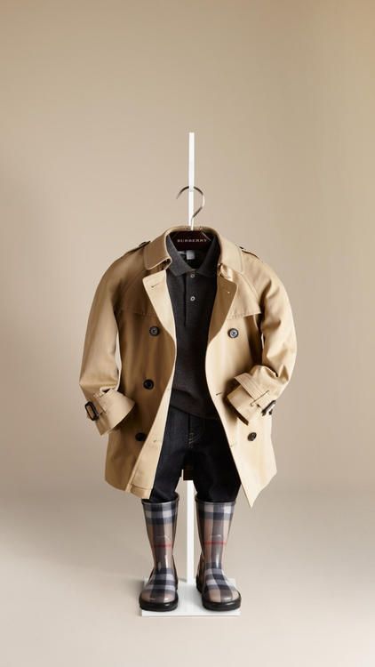 Dress well Burberry Gifts, Masculine Fashion, Burberry Kids, Kawaii Fashion Outfits, Burberry Jacket, Stylish Boys, Document Sharing