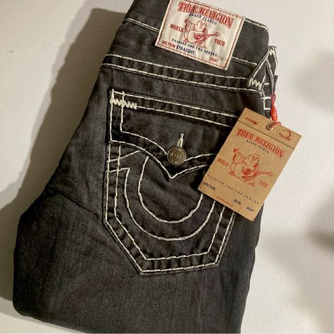 #Rare #Nwt #Truereligion Straight #Supert In “Dtdm Mirr Wnd Wr” Wash Size 29” Waist Measures 14 1/2” Across Laying Flat With An Unaltered 34” Inseam And 7 1/2” Leg Opening Factory Distressing On Front With Iron-On Reinforcement Patches Behind The Distressed Areas Done By Myself. Beautiful White Super T Stitching On Black Washed Denim With Heavy Fading By Design! Gorgeous Pair Of True Religion Jeans! Thanks For Viewing! Stay True! Lucio 101, True Religion Jeans Men, 2000s Girl, Y2k Fits, Everyday Casual Outfits, Shoes Outfit Fashion, Future Clothes, Baggy Clothes, Street Fashion Men Streetwear