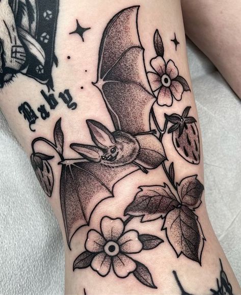 bat back tattoo • Instagram Bat Leg Tattoo, Bat Stomach Tattoo, Bat Back Tattoo, Bat Knee Tattoo, Draculaura Tattoo, Fruit Bat Tattoo, Tattoo Bat, Stomach Tattoo, Bat Tattoo