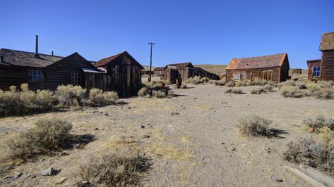 You Can Still Visit the Forgotten Town of Warm Springs, Nevada - Getaway Couple Ghost Towns In Nevada, Nevada Ghost Towns, Rhyolite Ghost Town, Black Rock Desert, Warm Springs, Hoover Dam, Lake Fishing, Small Pool, Ghost Town