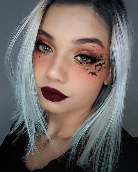 Everyday Halloween Makeup Looks, Womens Bat Makeup, Halloween Bat Makeup Ideas, Cute Bat Makeup, Work Friendly Halloween Makeup, Haloween Mackup Ideas Simple, Bat Face Makeup, October Makeup Looks, Bat Costume Makeup